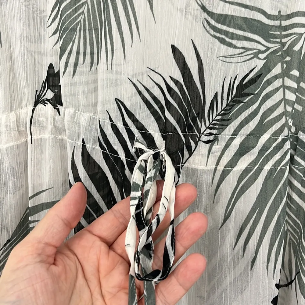 Kona Sol Large White, Green Swim Coverup with Tropical Leaf Design - Image 7