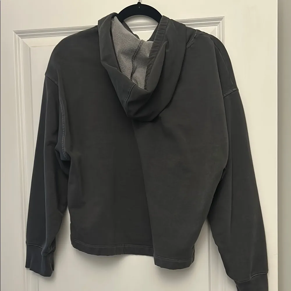 Old Navy Women's Charcoal Hoodie Sweater - Image 2