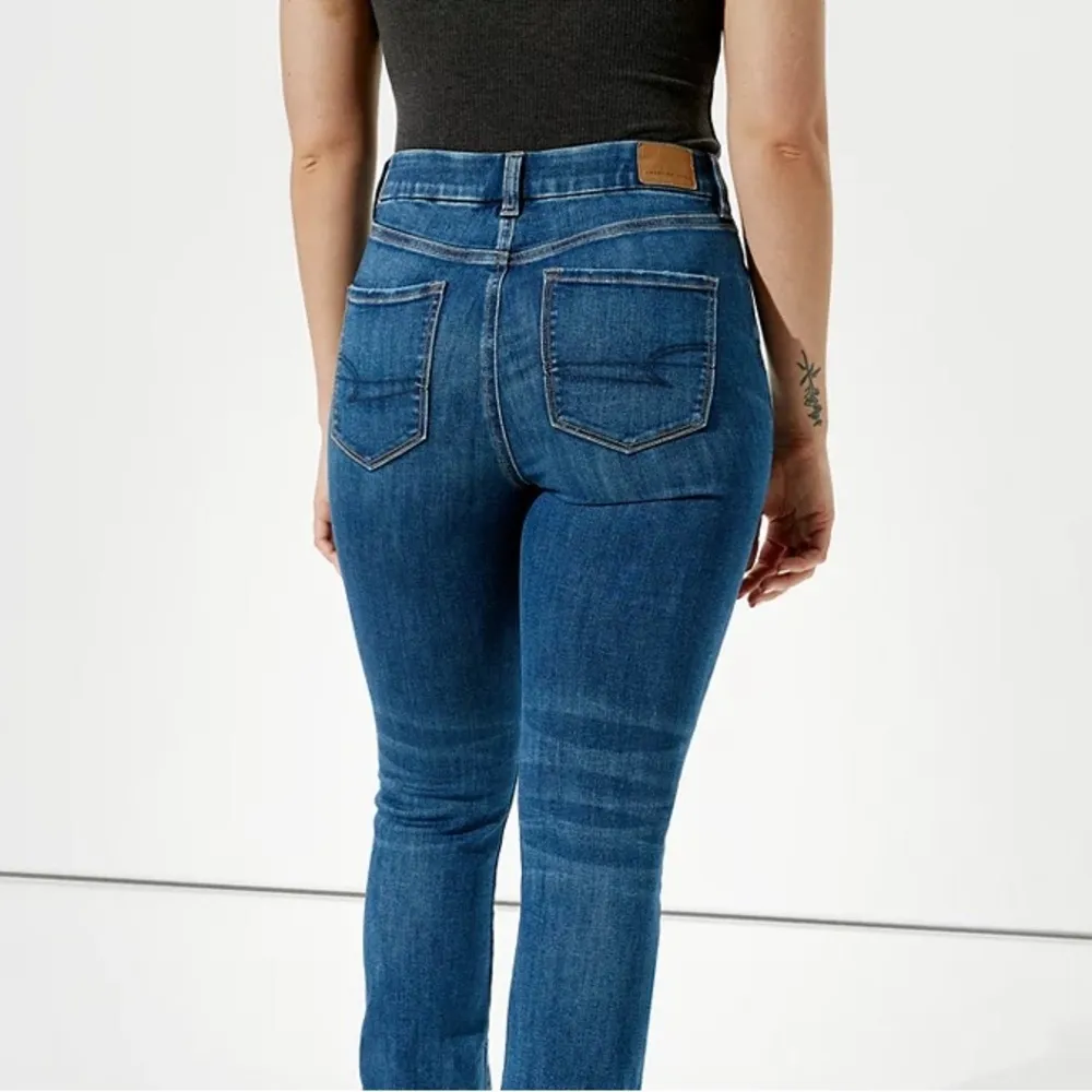 American Eagle Curvy Skinny Kick High Waisted Jeans Sz 12 SHORT Dark Wash - Image 2