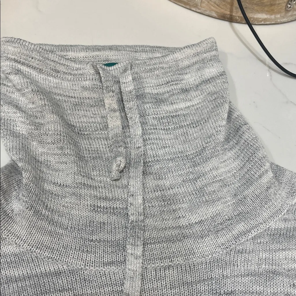 Akini long sleeve gray sweater - Image 8