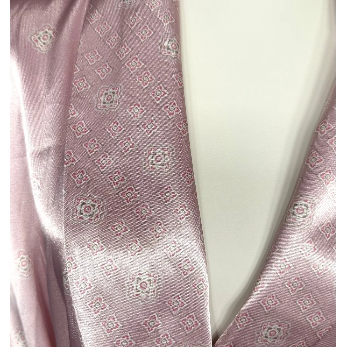 Vintage Jones New York Womens Robe Pink Pattern Shawl Collar Tie Waist M - Image 6
