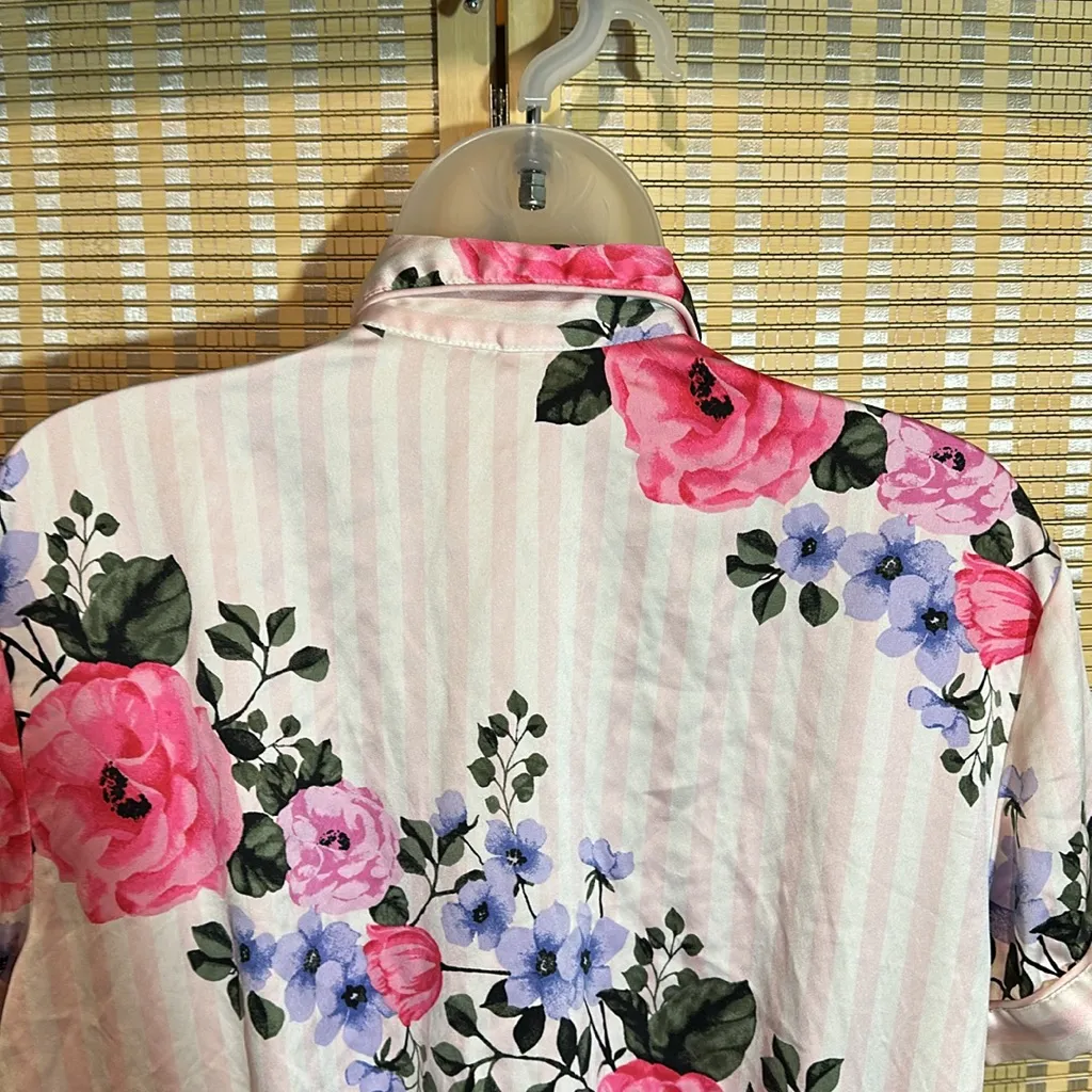 Victoria's Secret Pale Pink Striped Floral Silk Feel Romper Pajamas One Piece M - Image 11