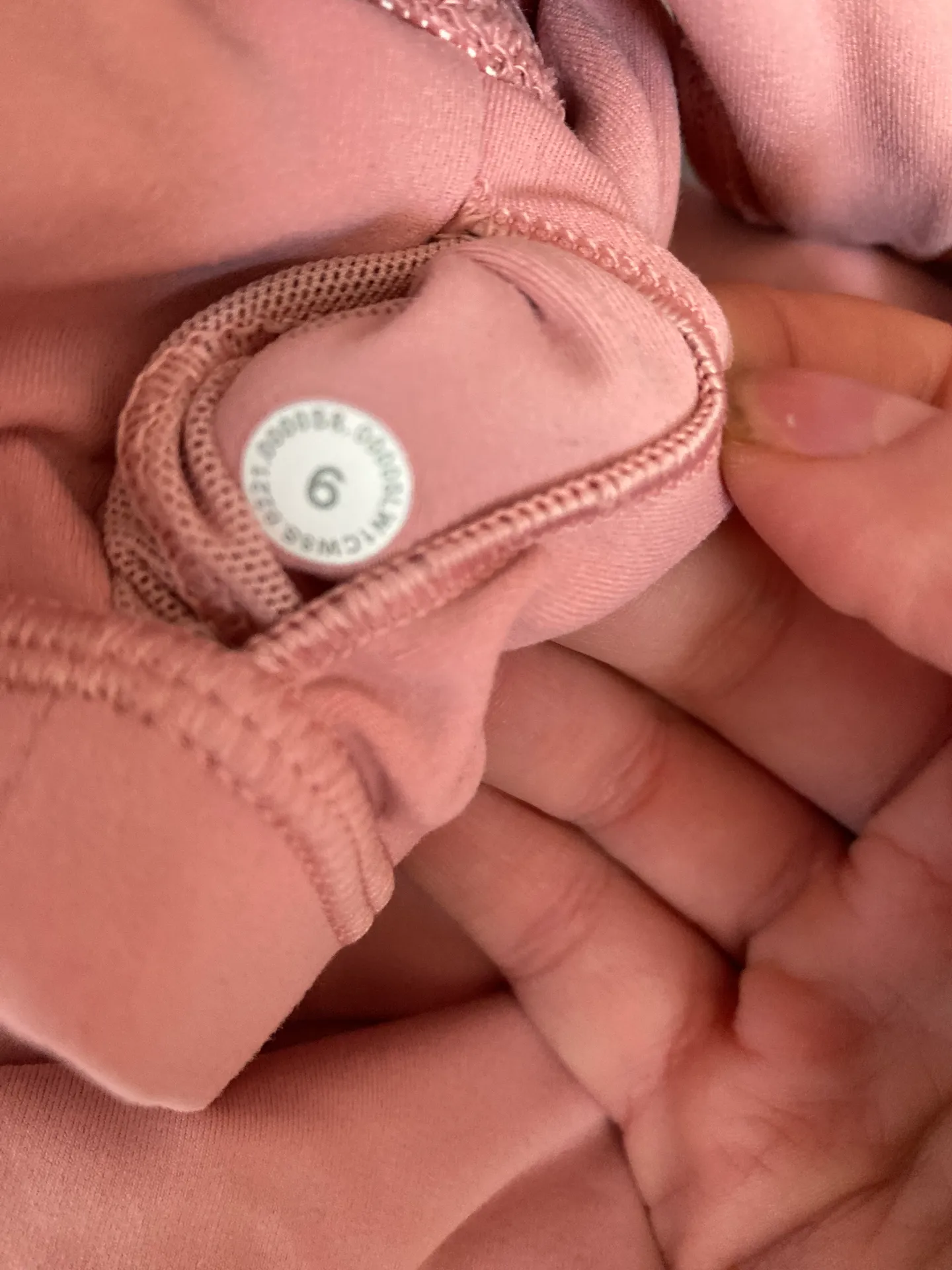 align pink tank top - Image 5