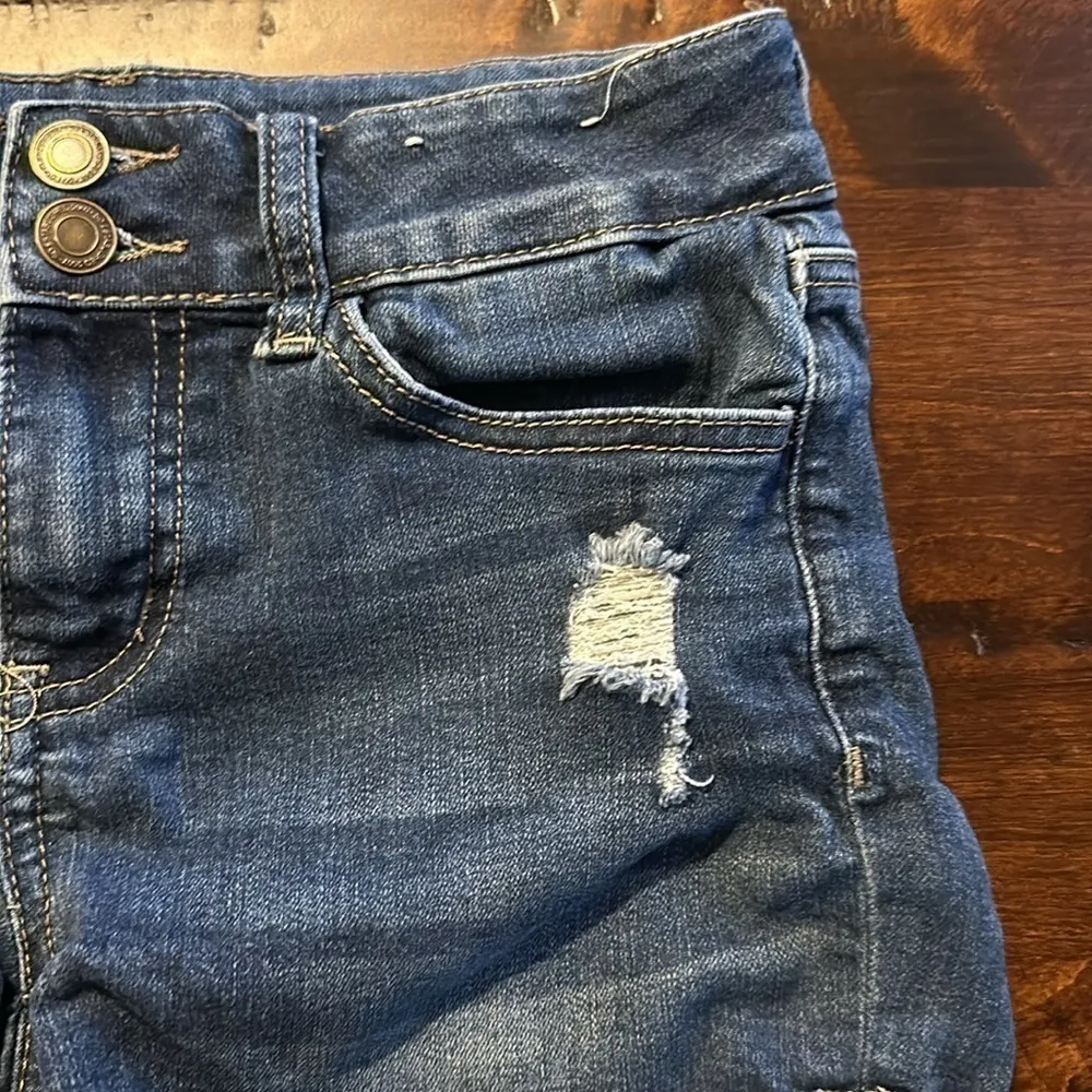 SO Medium Wash Denim Jean Shorts Size 3 - Image 3