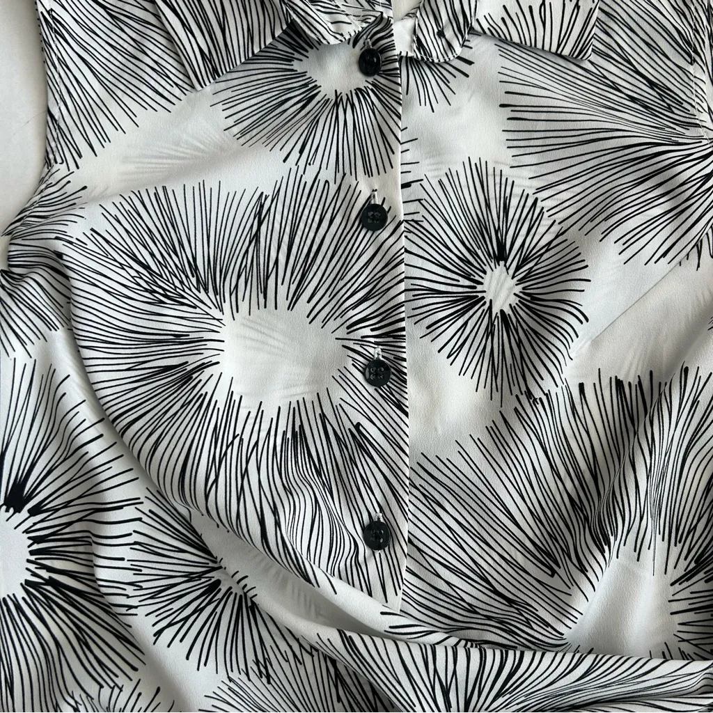 CAbi Women's White Collared Sleeveless‎ Priority Blouse Small #5228 - Image 10