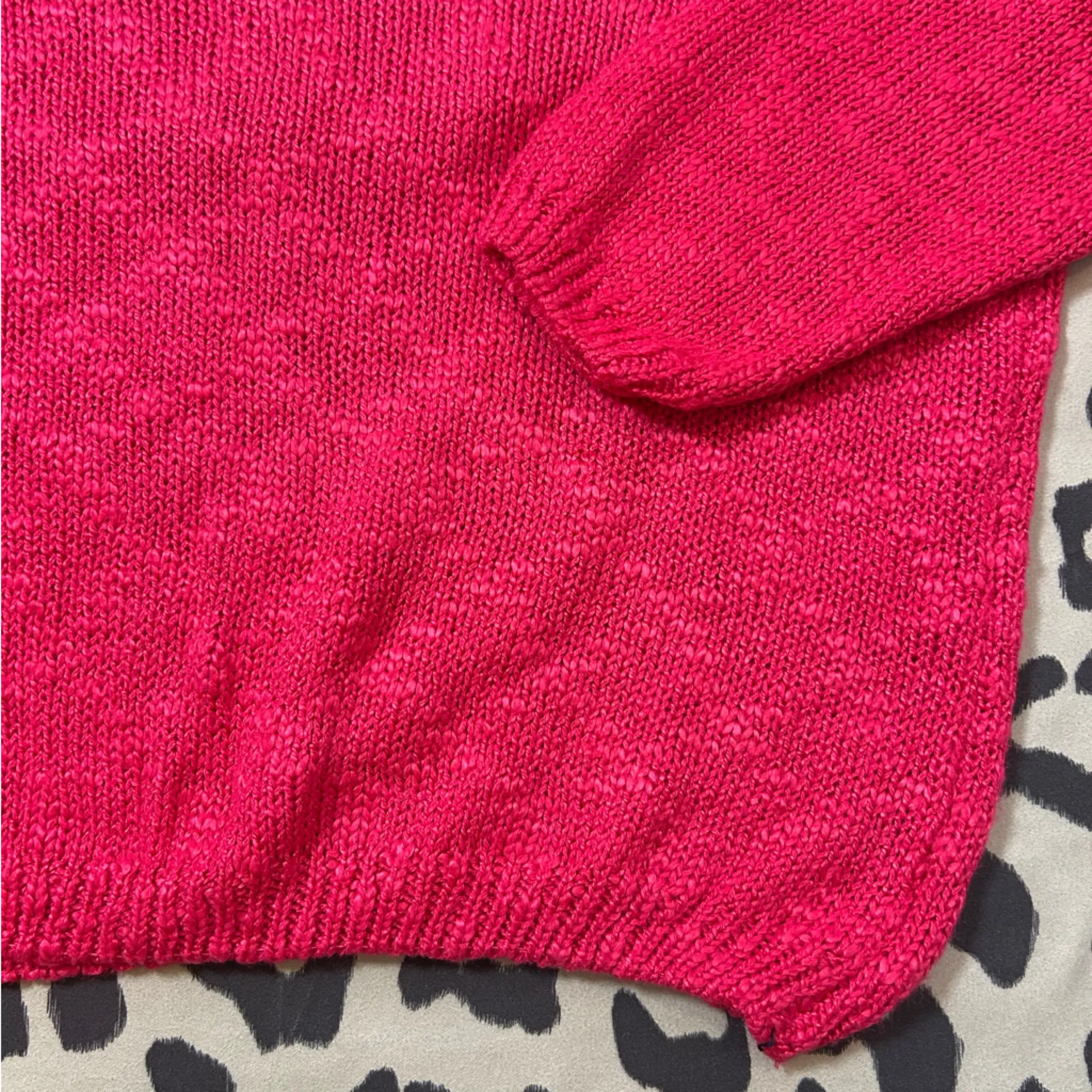 Judith March XOXO Valentine Sweater | Hot Pink & Red | M/L πβ€οΈπβ€οΈ - Image 10