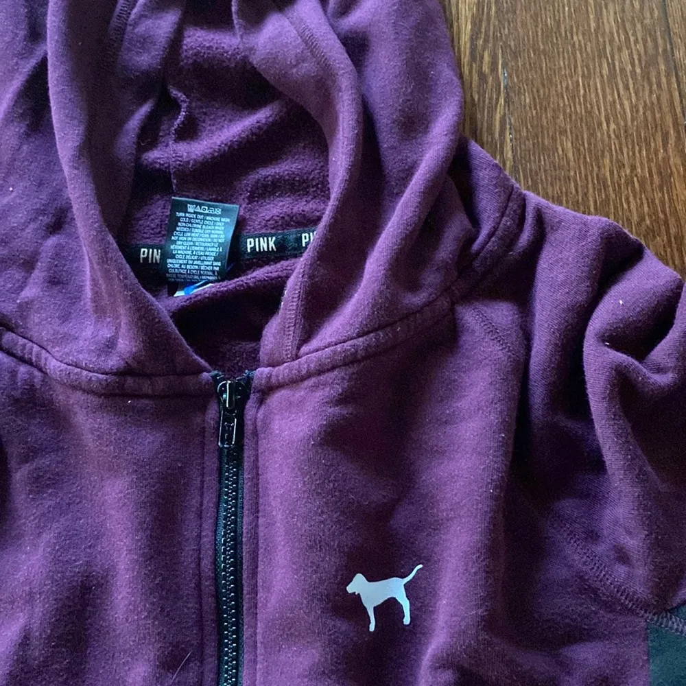 Pink VS Full Zip Jacket SIZE M - Image 2