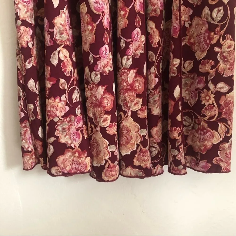 Sami and Jo Boho Floral Bell Sleeve Flowy Overlock Seam Midi WIne Red Dress - Image 5