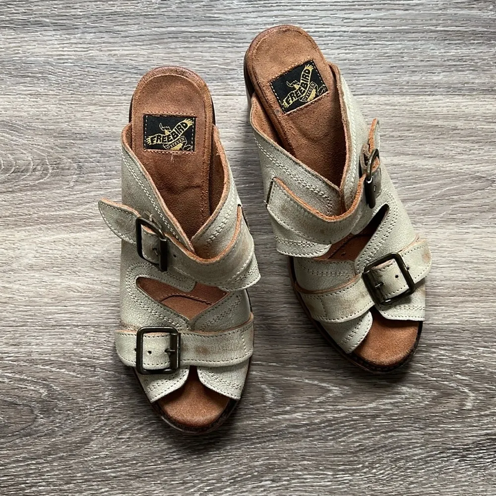 FREEBIRD Women’s Leather Strap Block Heel Sandals Distressed Sandal 8 - Image 4