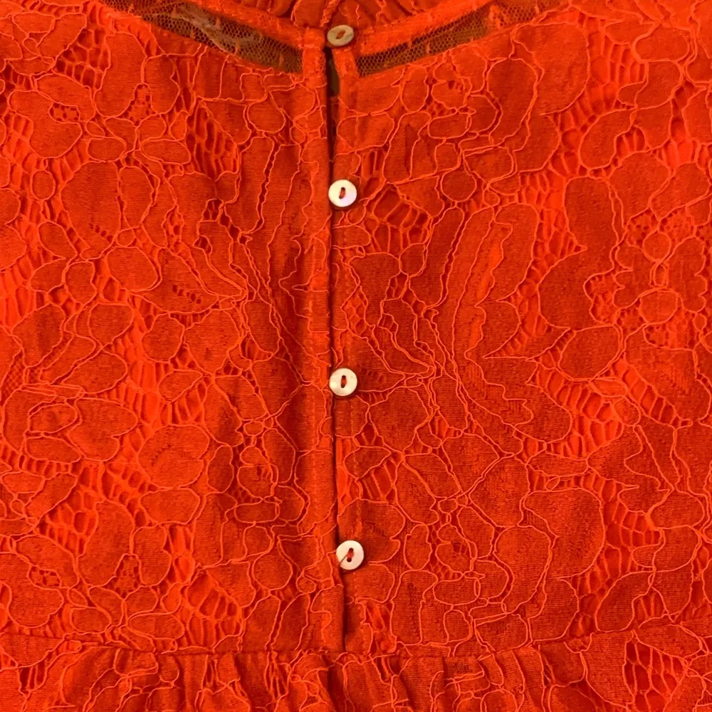 Umgee dress NWT Size Small coral orange Lexie overlay embroidered flowers - Image 9