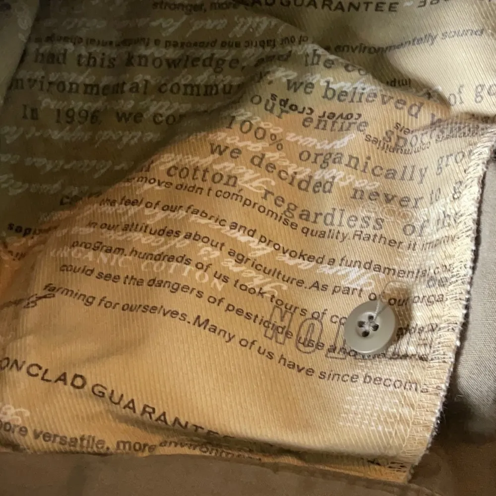 Patagonia Bermuda Hiking Shorts Size 8 - Image 10