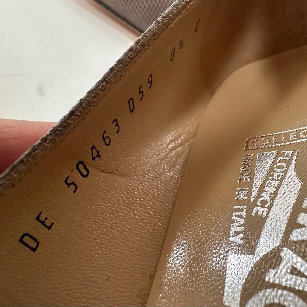 New Never Worn Salvatore Ferragamo Snakeskin Pumps Heels Leather Made Italy 8.5 - Image 11