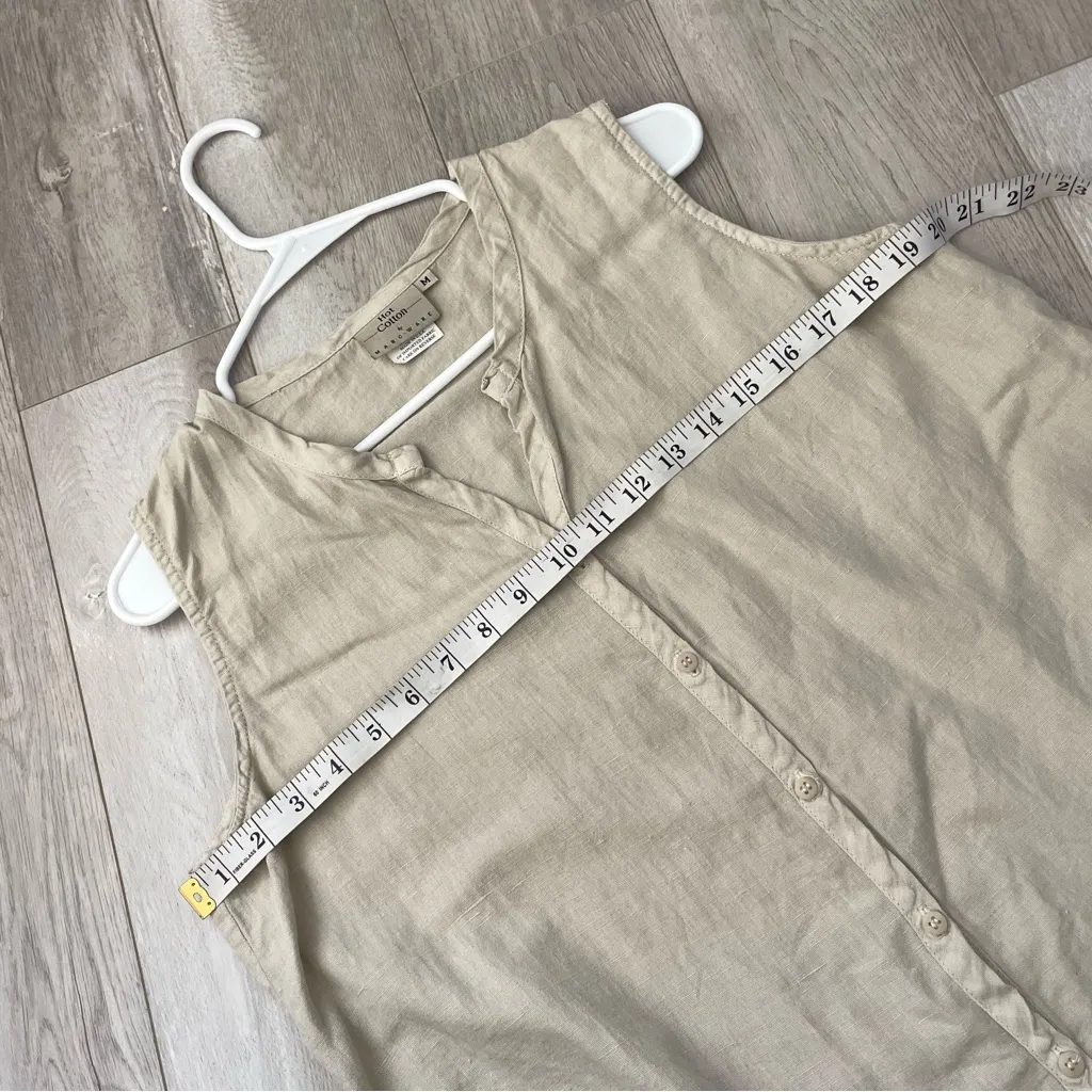 Hot Cotton Top linen sleeveless button up womens Beige medium natural minimalist - Image 3