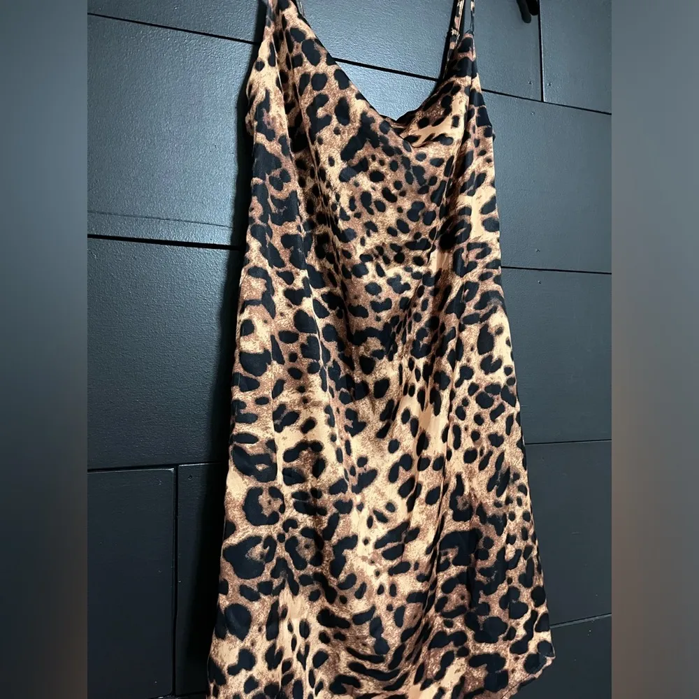 Silky Satin Leopard Print Dress Adjustable Spaghetti Straps. Women’s Size S EUC Brown - Image 4