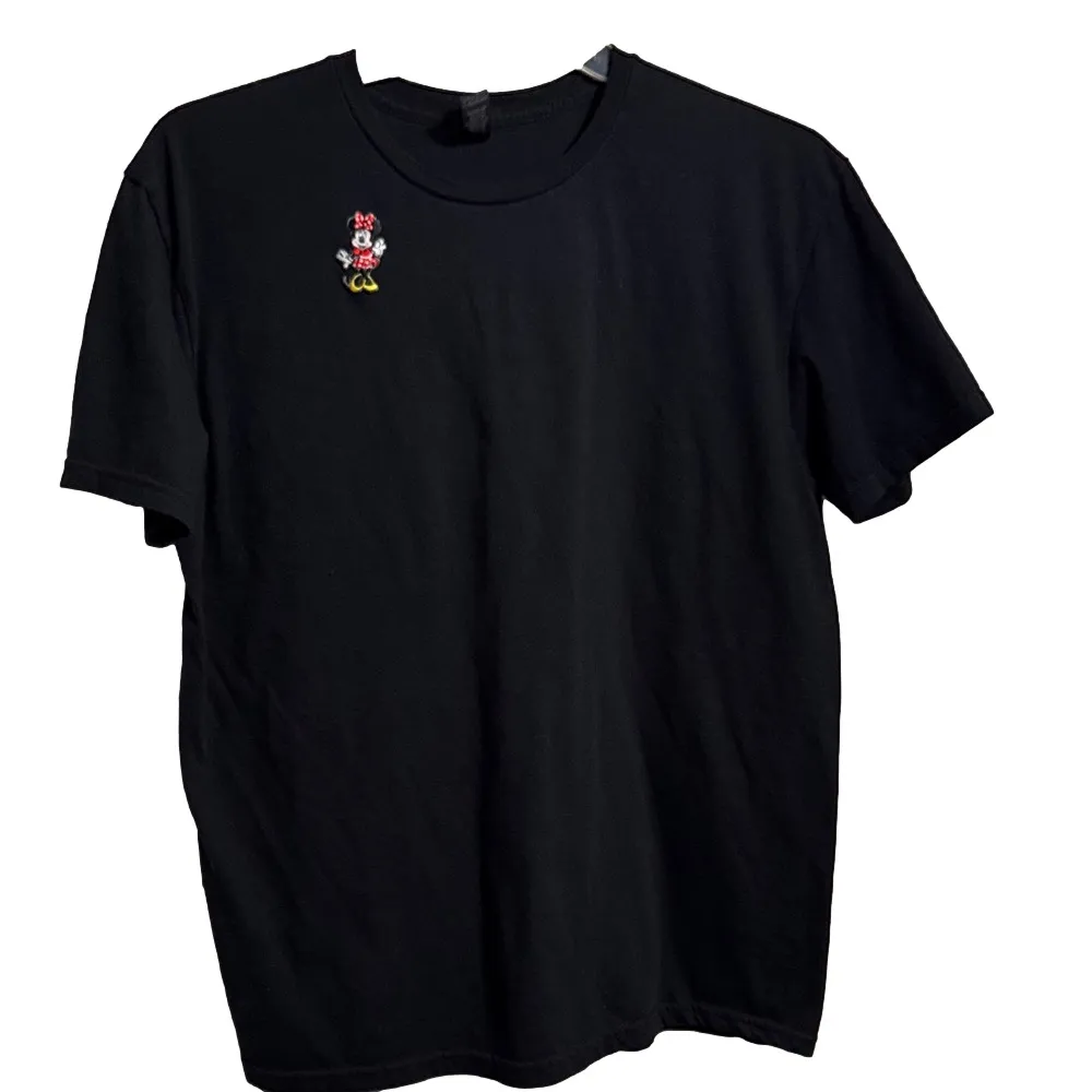 Guidan Minnie Mouse Patch  T-Shirt - Image 4