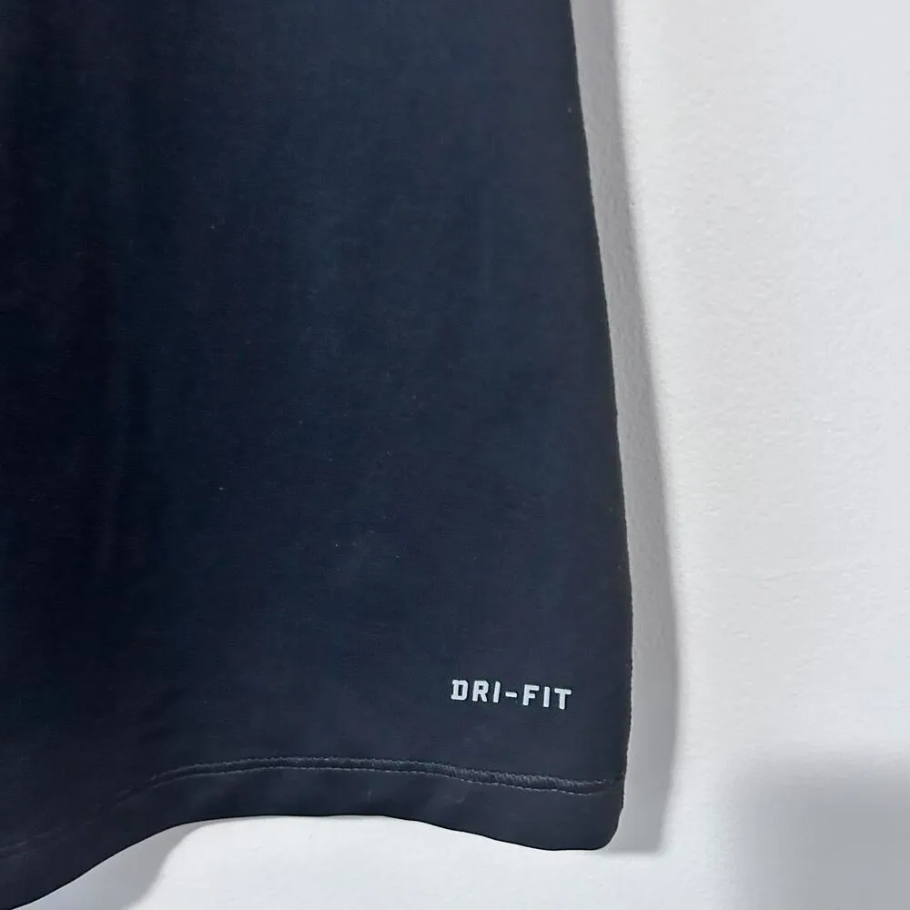 Nike Pro Black‎ v-neck shirt Women's size M - Image 5