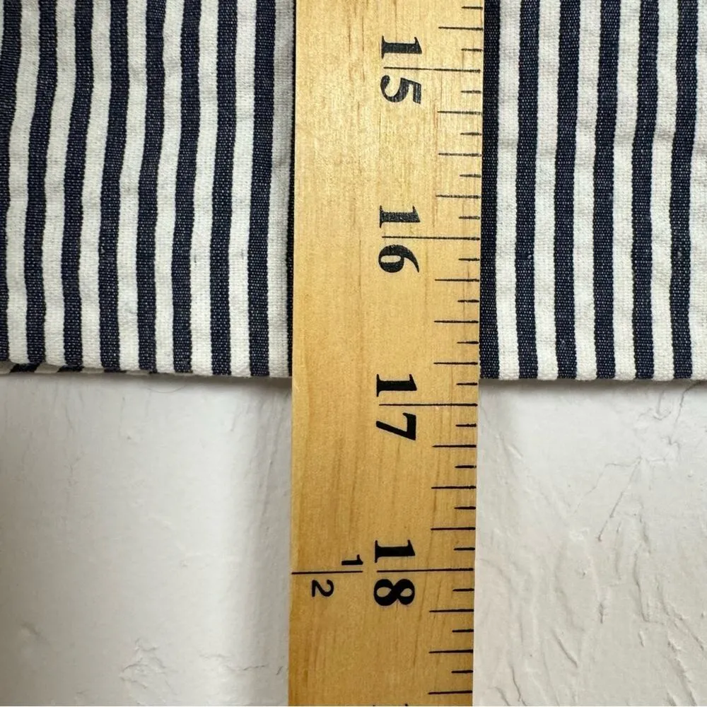 Sandro Paris Grey & White Striped Seersucker Mini Skirt Womens 6 Beachy Vacation - Image 7