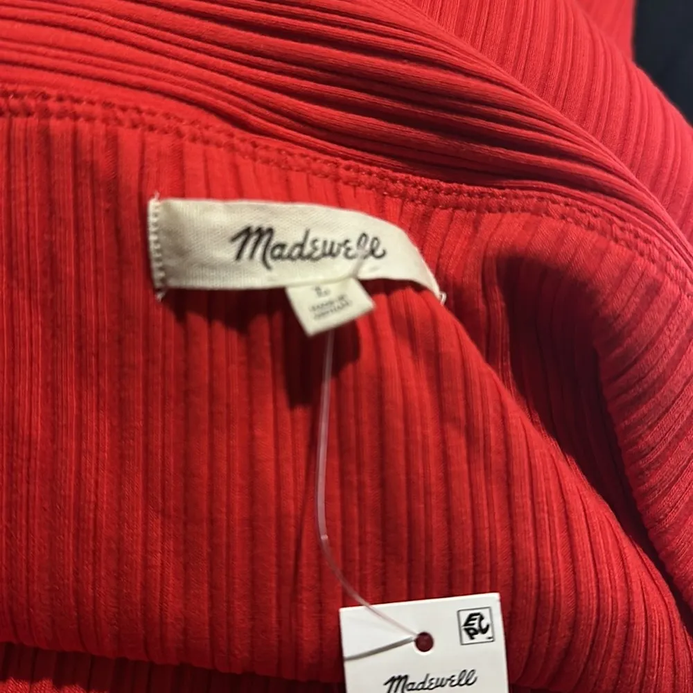 NWT Madewell Rib Off the Shoulder Top Large, ROUGE - Image 6