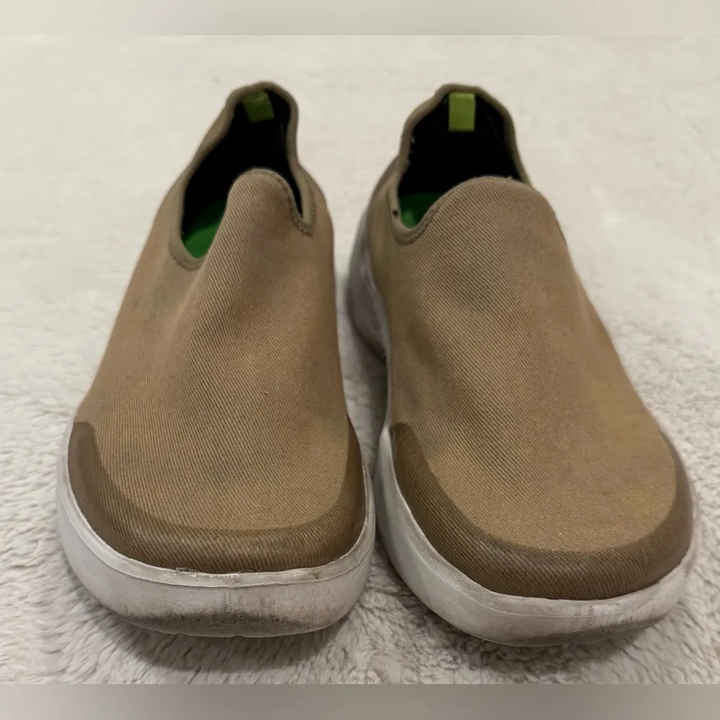 OOFOS OOmg EeZee Low Recovery Shoes Neutral Tan Size 10 - Image 3