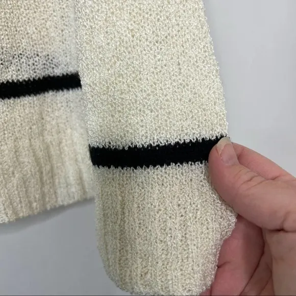 Bobeau Sweater Womens Cream Black Striped Knit Long Sleeve Pullover Size M - Image 6