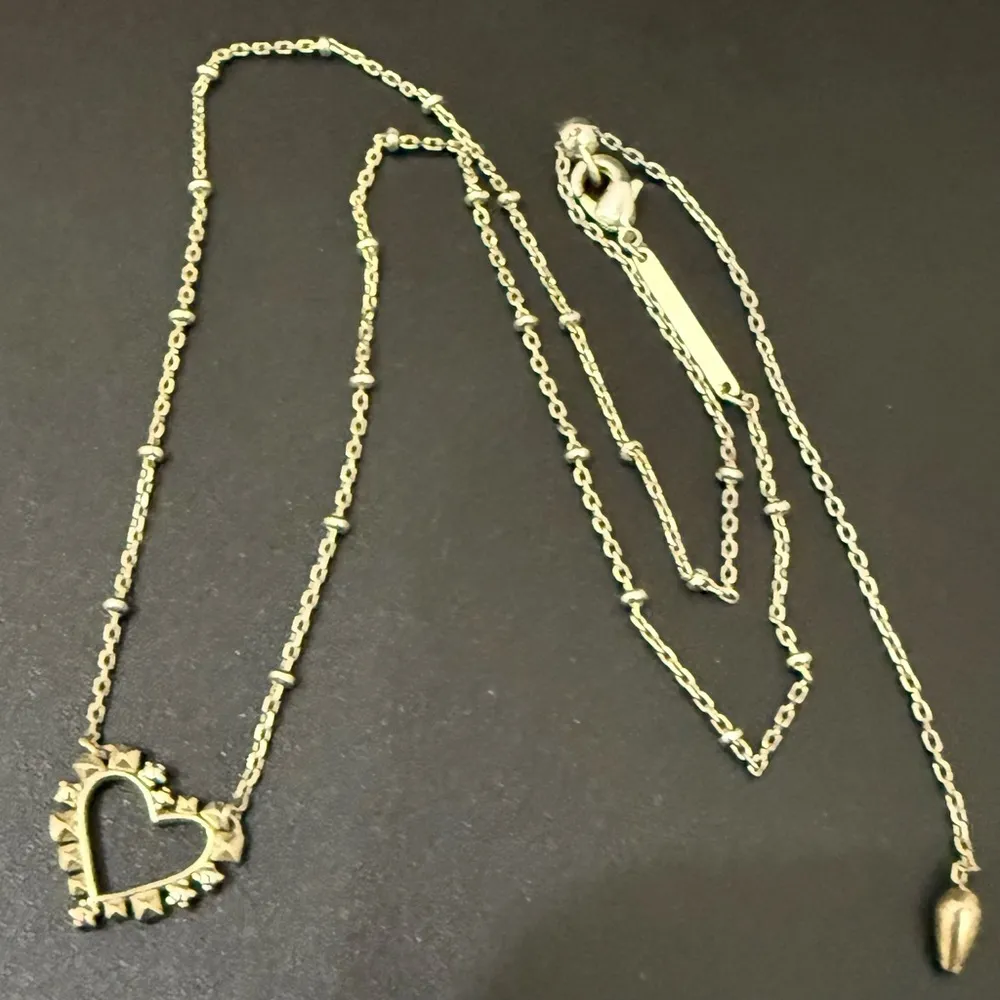 Kendra Scott  Ari Heart Silver CZ Pendant Necklace 3g. - Image 5