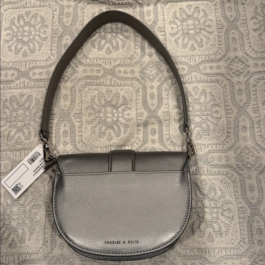 Charles and Keith NWD  COLLECTION SHOULDER SMALL ELEGANT BAG SILVER - Image 4