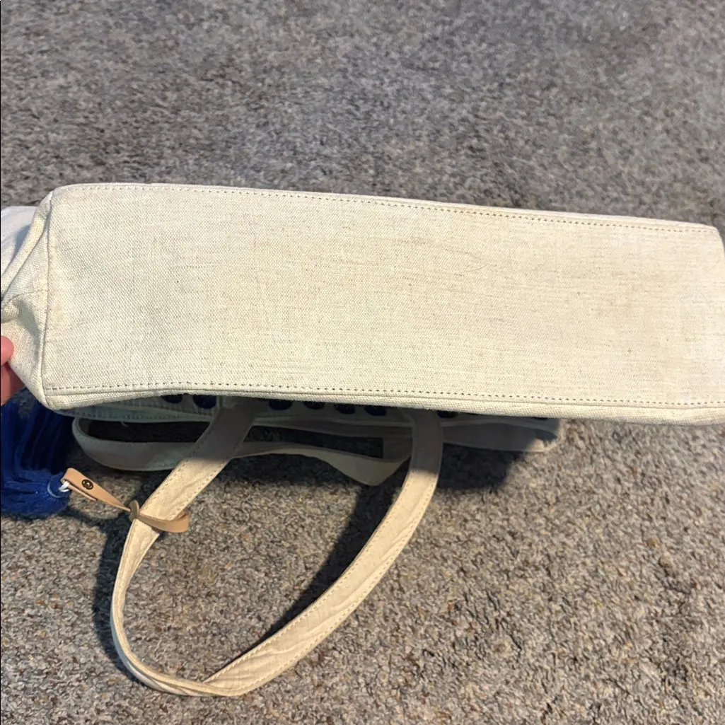 VINEYARD VINES MEDALLION EMBROIDERED TOTE - Image 8