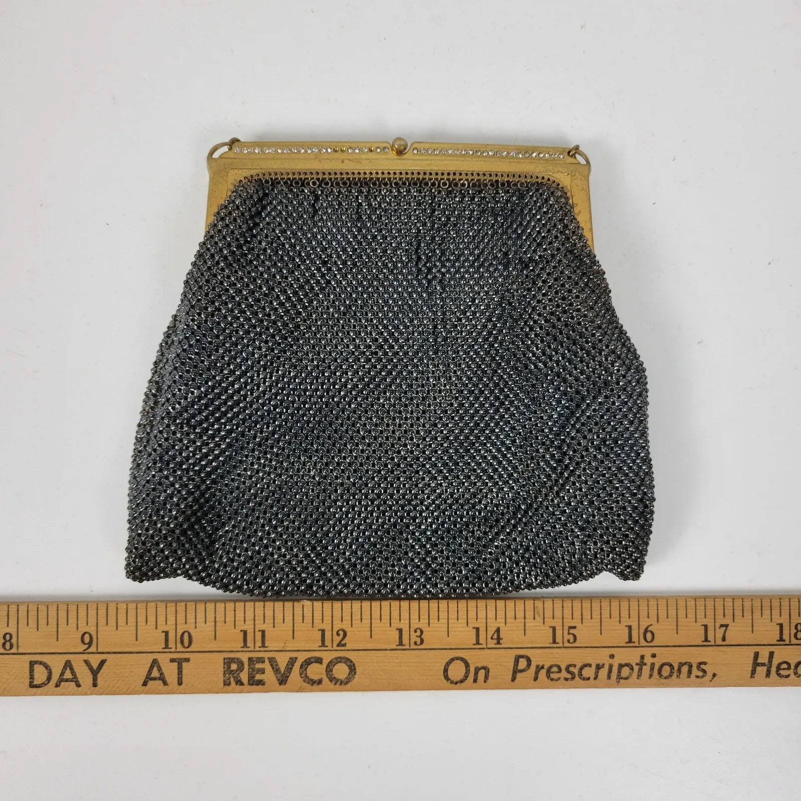 Vintage‎ Whiting & Davis Womens Evening Handbag Black Gold Metal Mesh Kiss Lock - Image 8