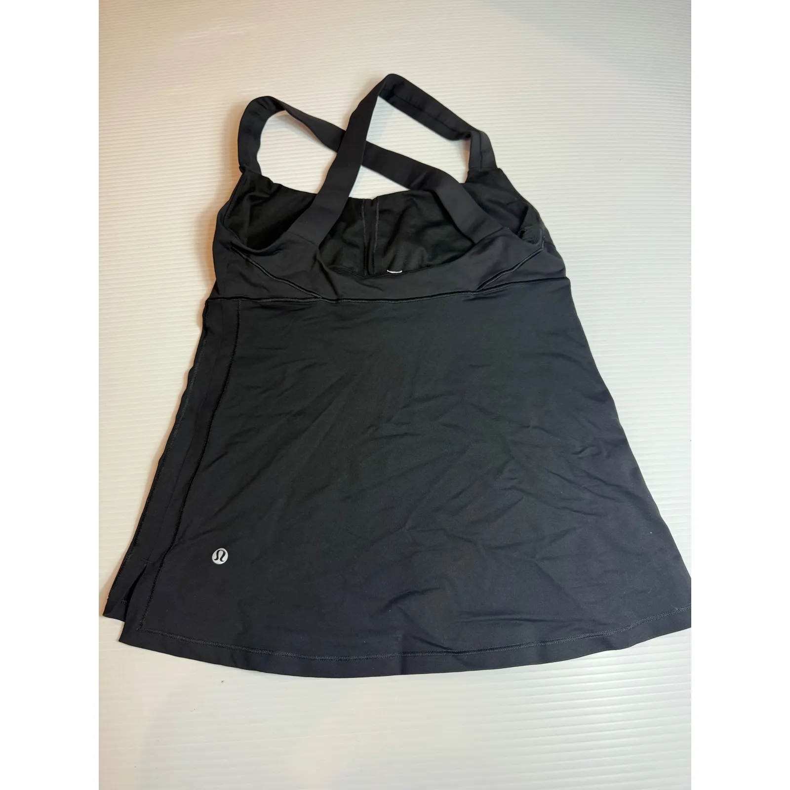 Lululemon‎ Black Athletic tank Sleeveless Cross Bac Activewear size 8 - Image 5