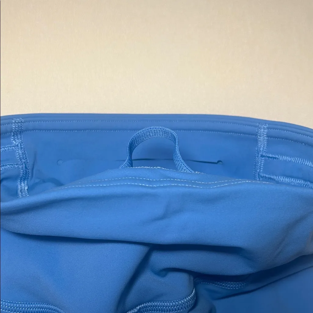 Lululemon Base Pace 25” size 0 High-Waisted Leggings, lighter blue - Image 6