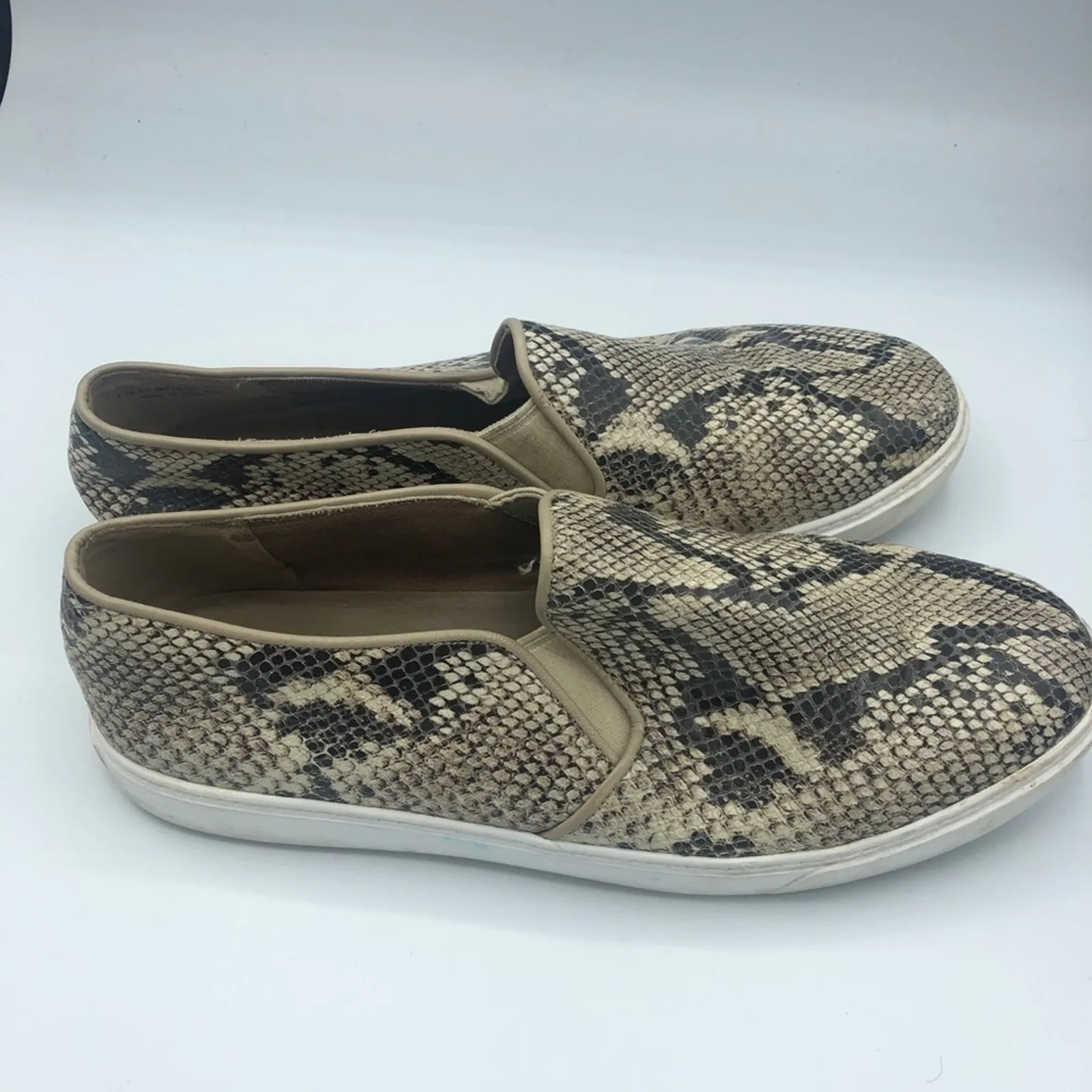 Cole Haan Zerogrand Snake Print Slip On Sneakers Womens 9.5 Flats Shoes Casual - Image 5