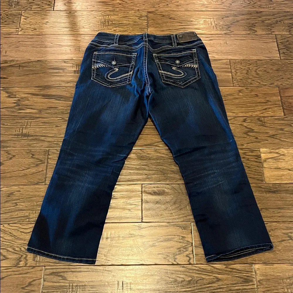 Silver Jeans Suki Mid Capri Size 34 - Image 2