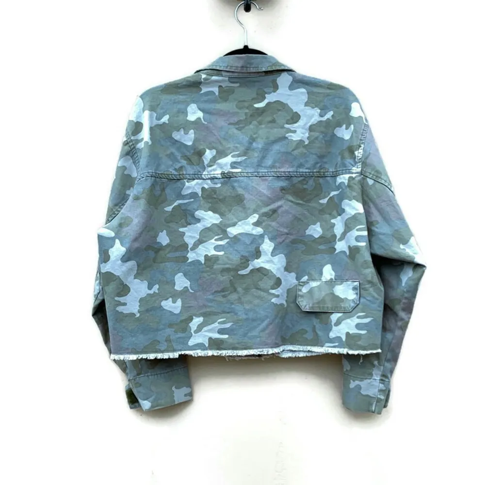 Zara Cropped Green Raw Hem Velcro Pocket Camo Print Army Utility Jacket Small - Image 2