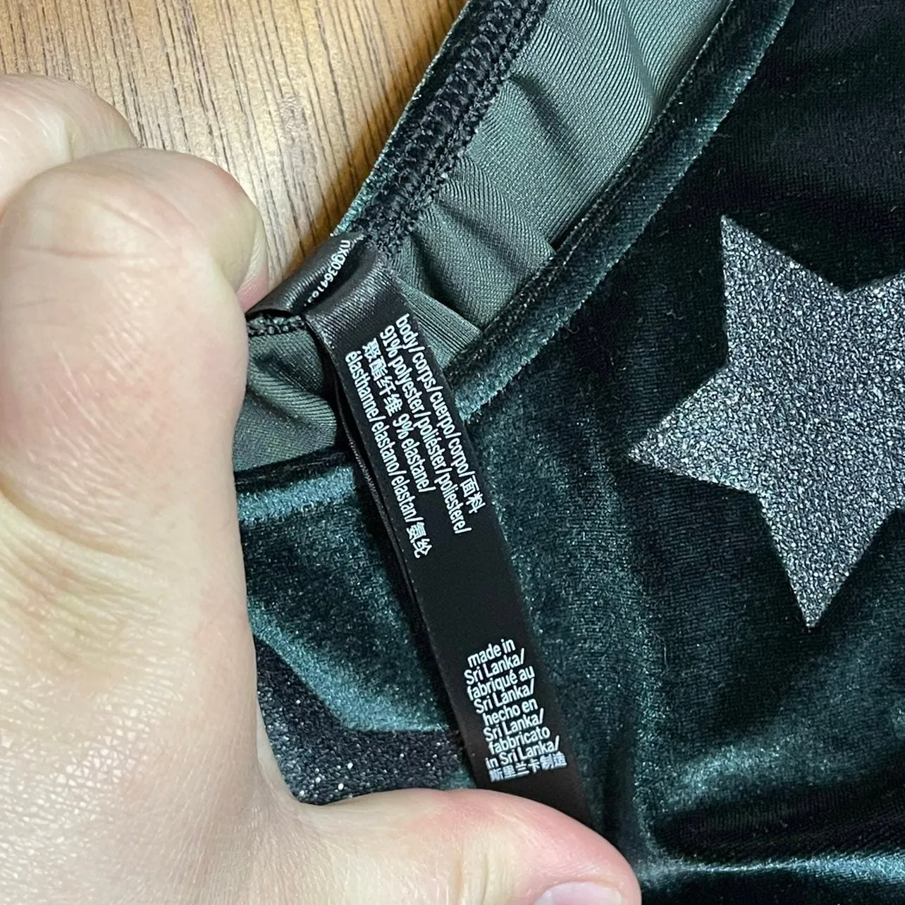 Victoria's Secret Sport Woman's Velvet Green Star Leotard Bodysuit Size Large - Image 6