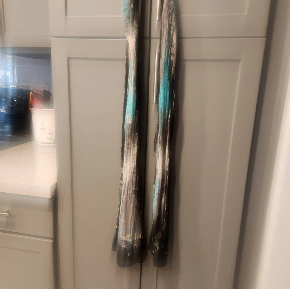 Light Weight Scarf - Image 5