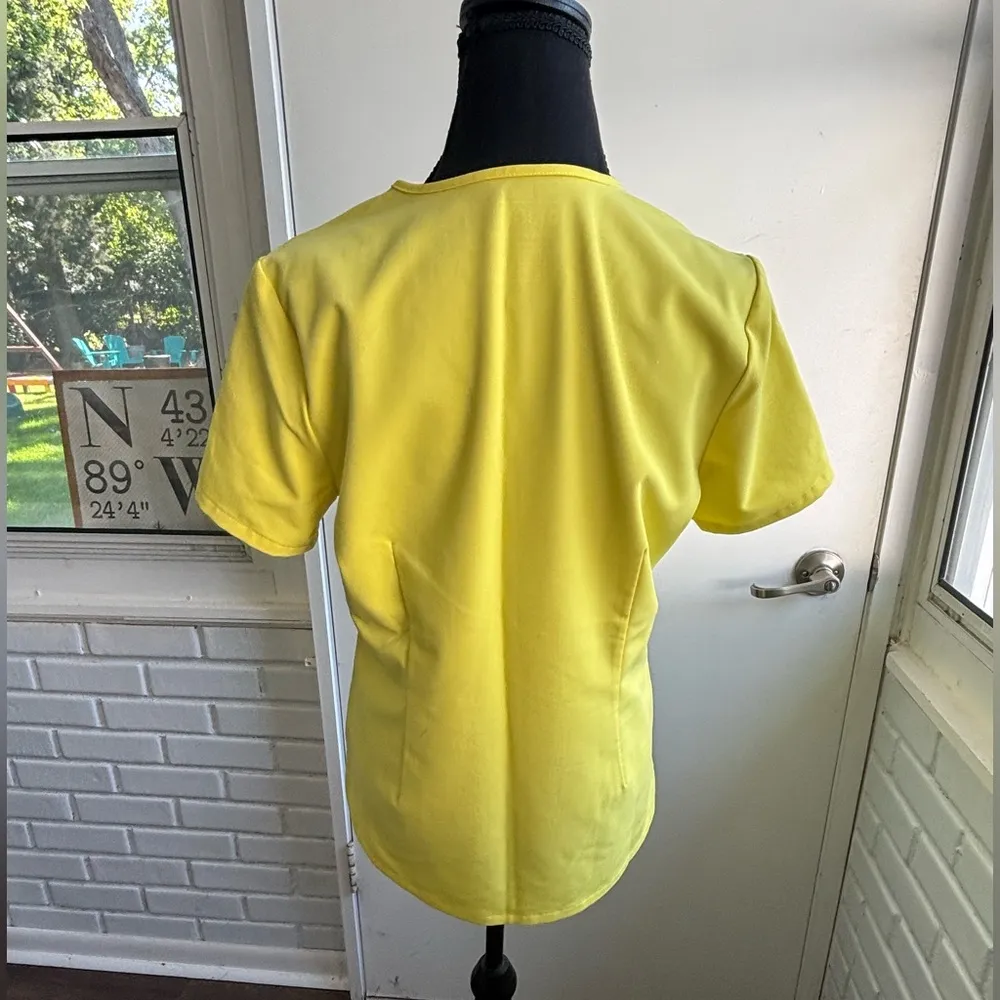 Figs LIMITED COLOR Catarina One Pocket‎ Scrub Top small nurse workwear - Image 3