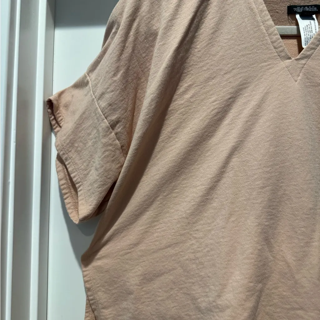 WILD FABLE Unique Casual Tan Hooded Top Shortsleeved Slits on Sides Athleisure - Image 3