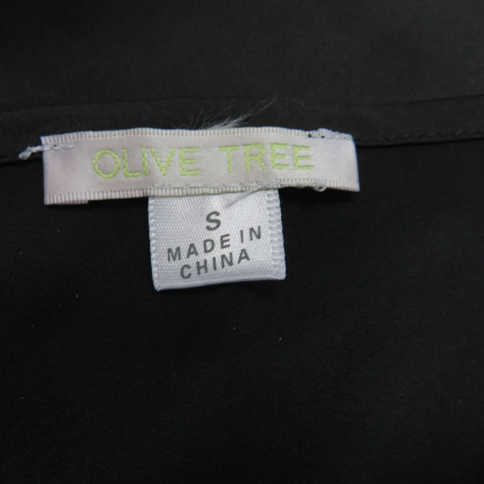 Olive Tree Black Halter Top With Gold Chain Strap Size Small - Image 4