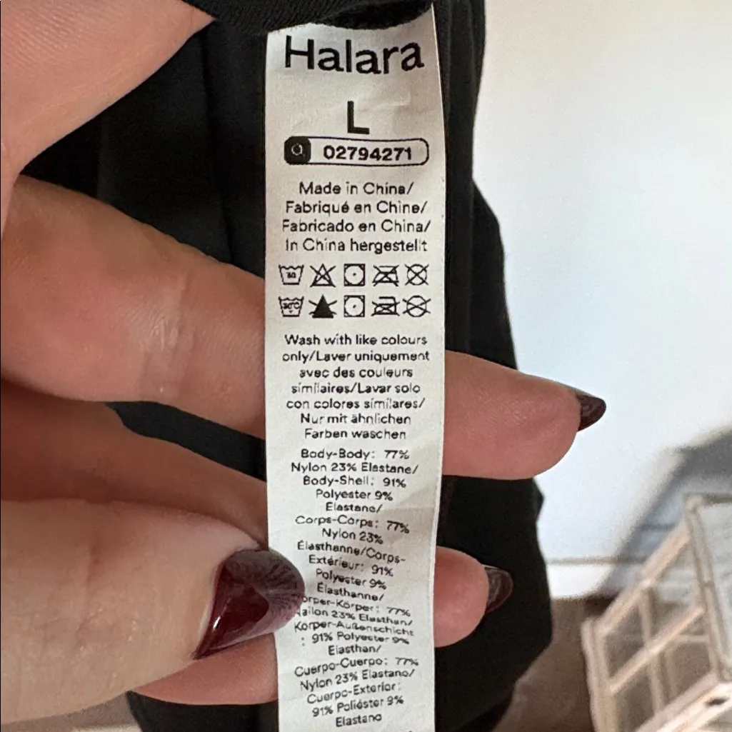 Halara Waterfall Tank - Image 4