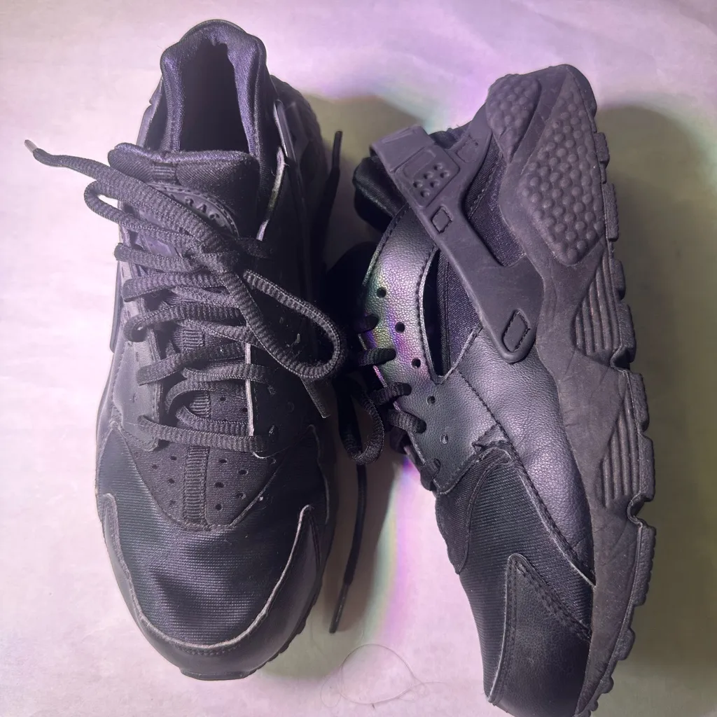 Nike Purple Shoe Interior - Image 3