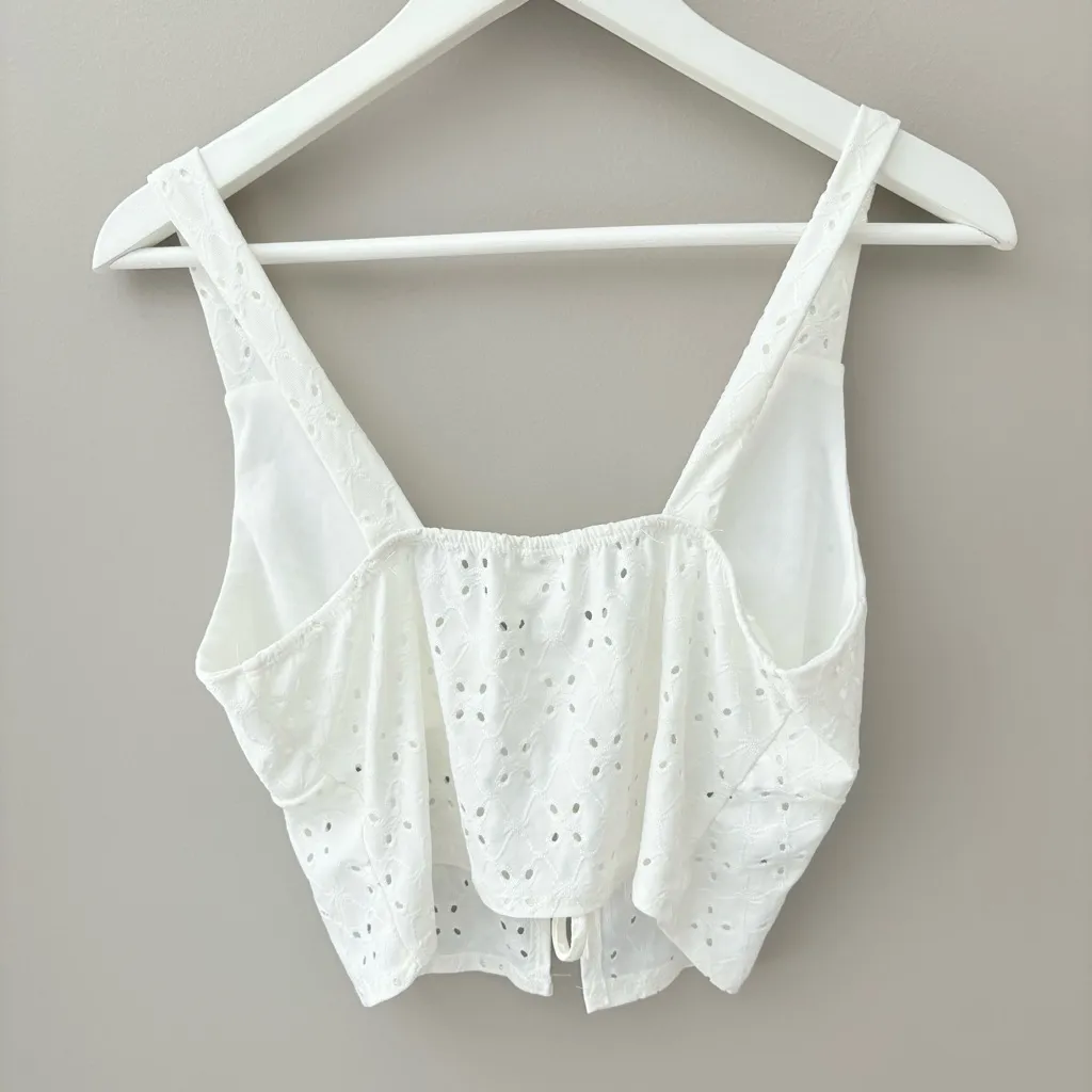 Livi by Oliva Rae Cropped Tank Top White Sz Large - Image 6