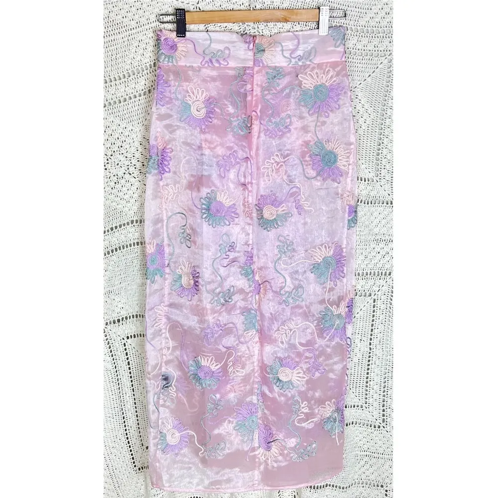 NWOT Designer Natali Women’s Maxi Skirt Sz Small Pink Floral Embroidered Overlay - Image 2