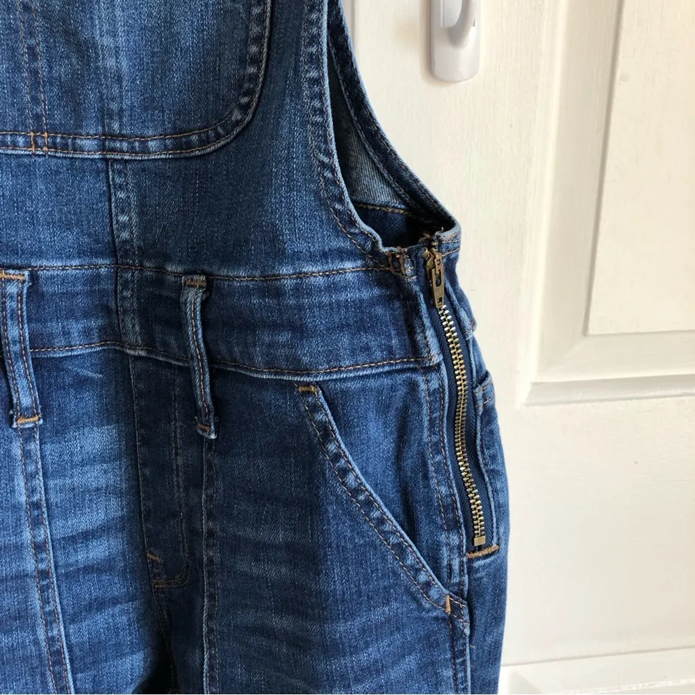 Madewell Petite Skinny Overalls Jansing Wash k9663
XS Petite Women’s - Image 8