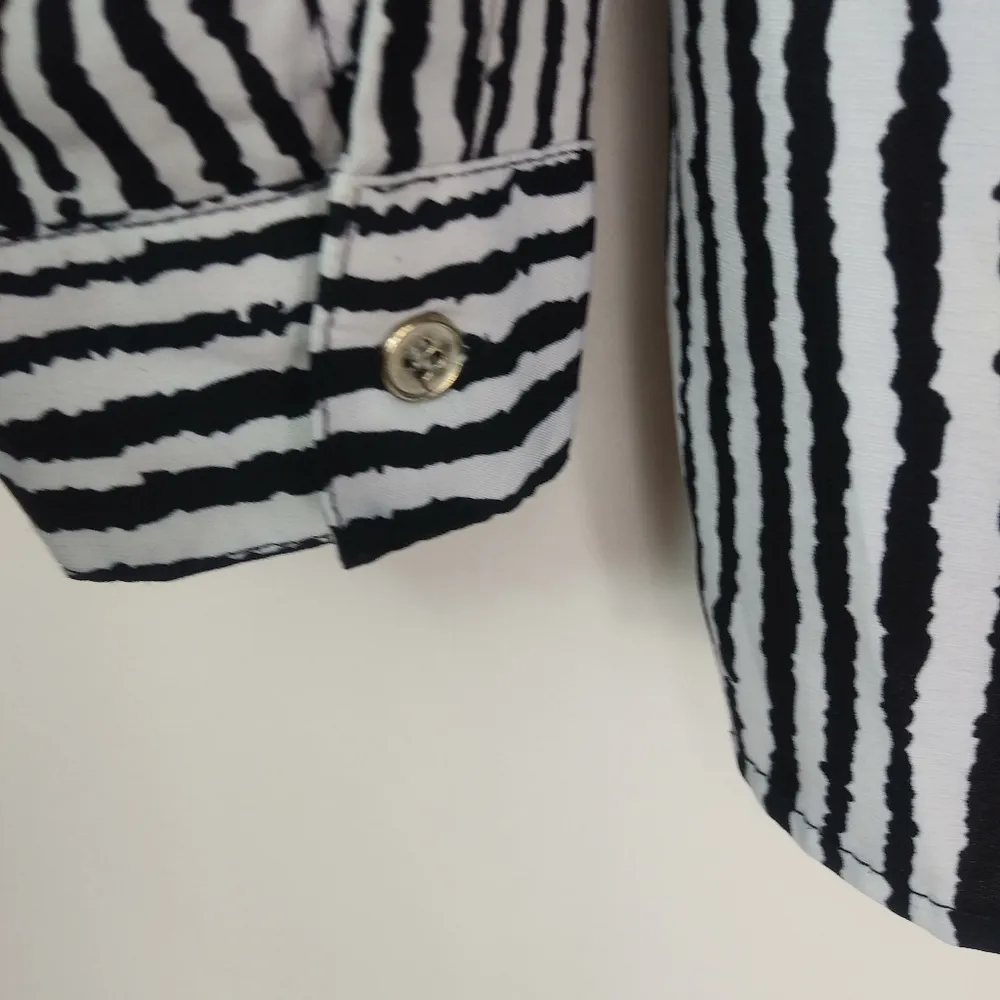 kim rogers  XL Black White Rough Stripe Top Plus - Image 7