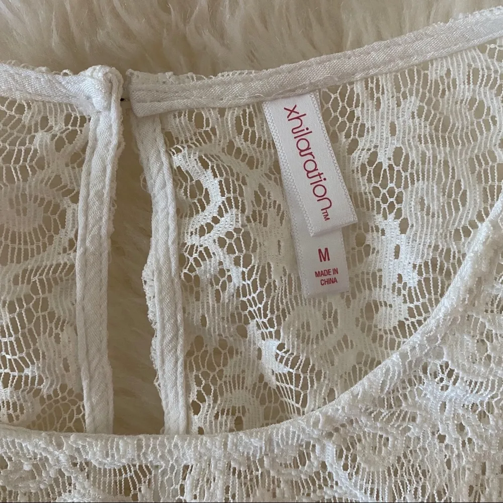 Xhilaration Crop Tank Blouse with Lace - Image 3