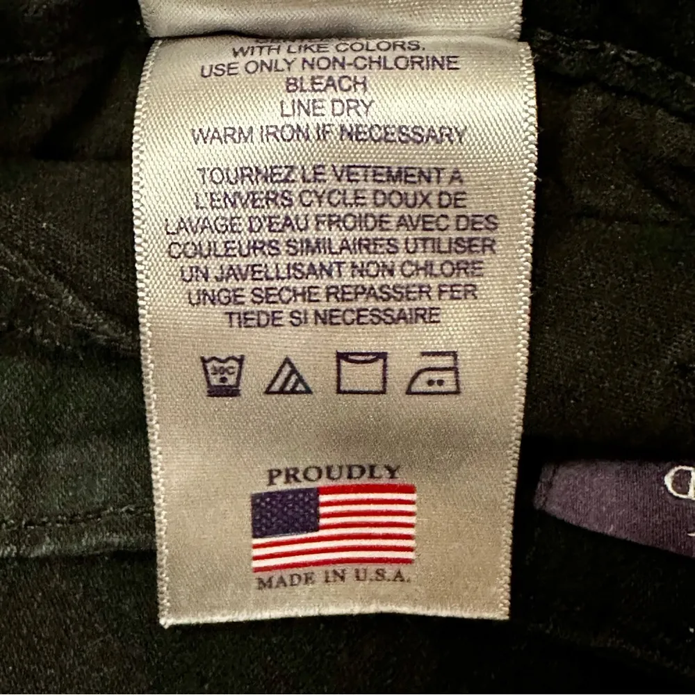 NYDJ Black Straight Leg Jeans Classic Fit Lift Tuck Technology Bling Pockets Fun - Image 6