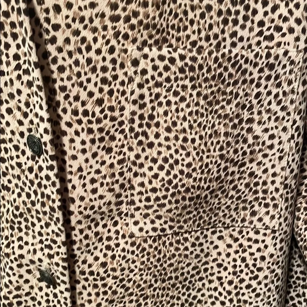 🦋🦋🦋BOGOHO 🦋🦋🦋VTG Alfred Dunner Stylish Leopard Print Button-Up Shirt-12P - Image 3