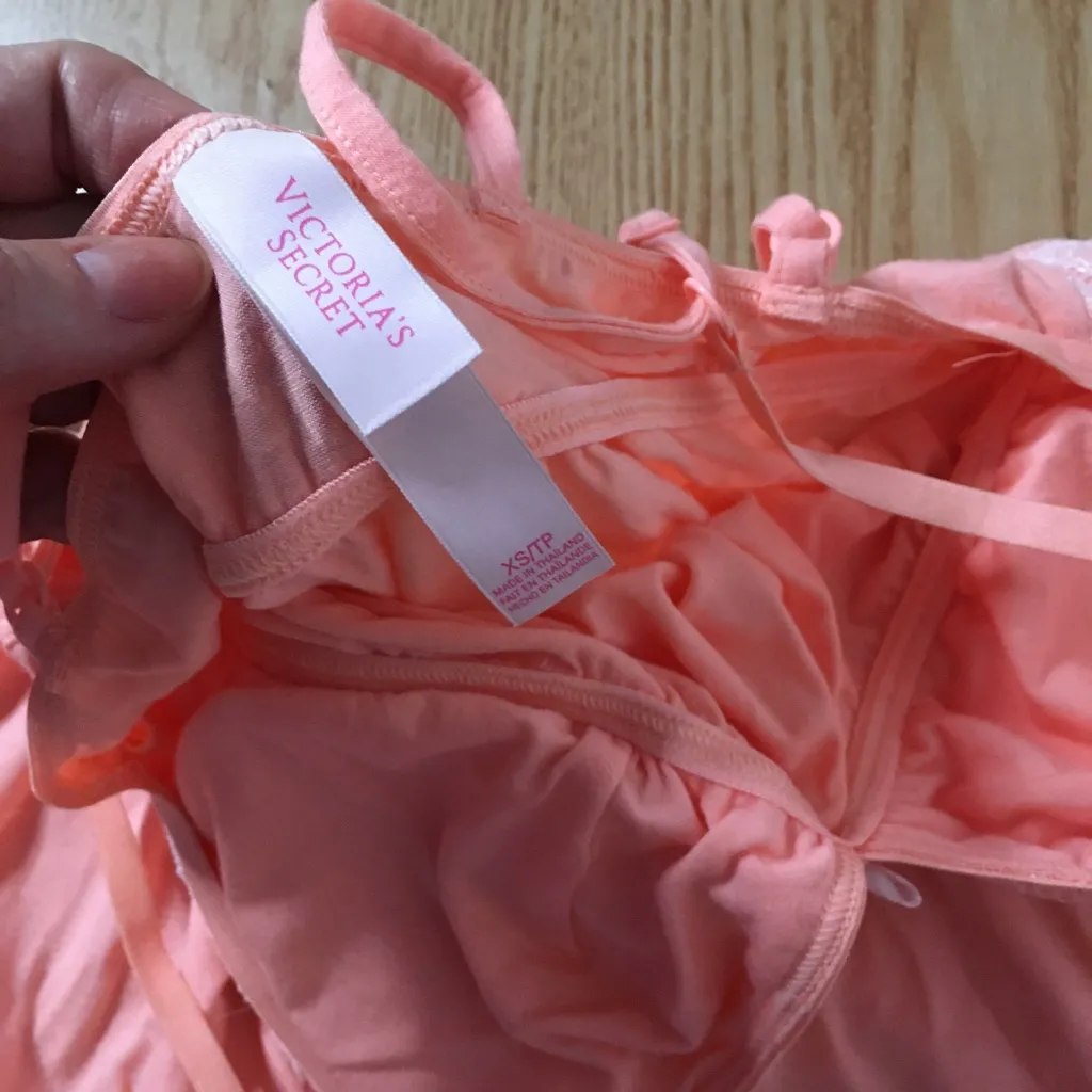 New Victoria's Secret Lacey Chemise Pajama Gown Peach 🍑 Lighter Pink Size Xs - Image 8