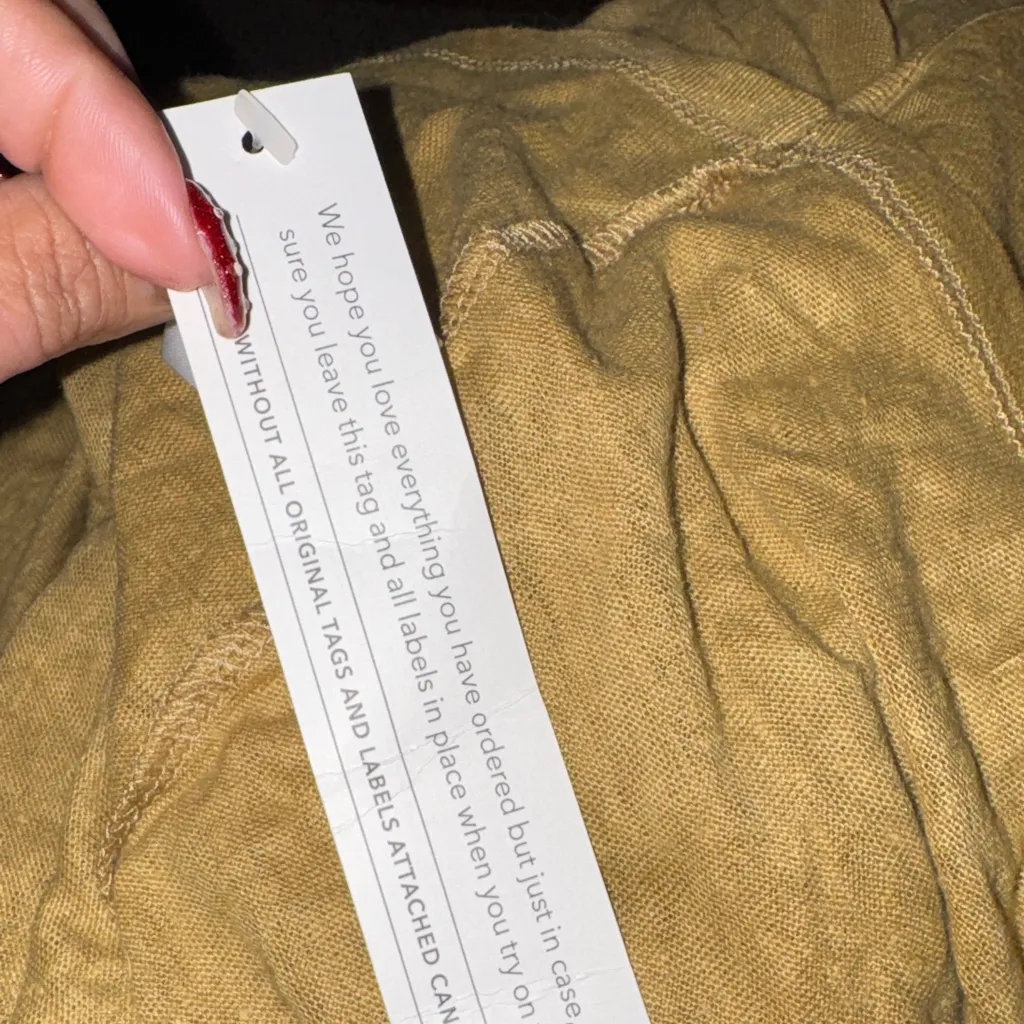 Poetry soft ochre color Tank Top - Image 7