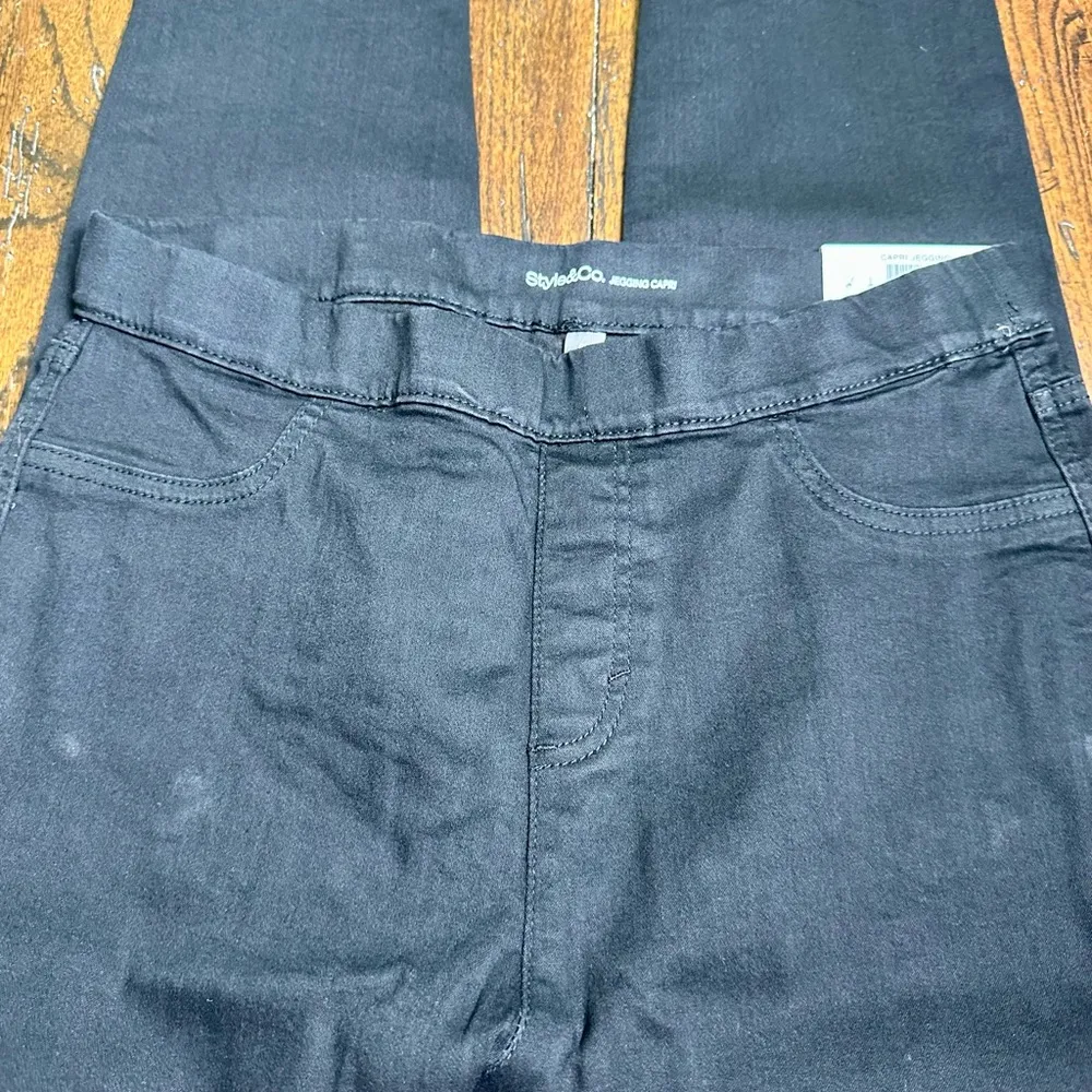 STYLE‎ & Co Capri Petite L Black Jeggings - Image 3